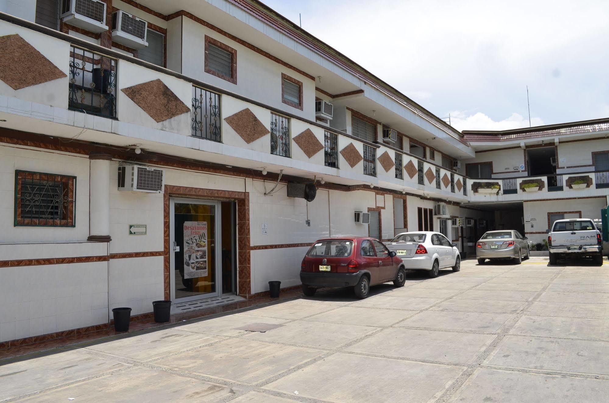 Hotel Real Azteca Четумаль Экстерьер фото
